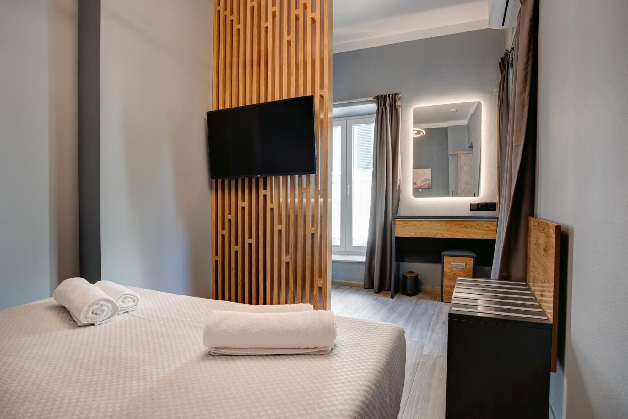 Agora Apartments Mytilíni エクステリア 写真
